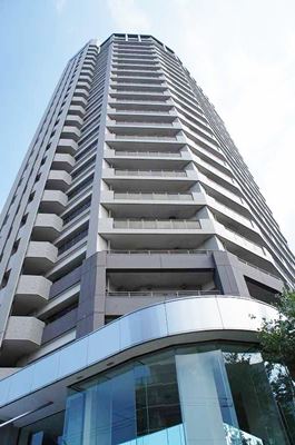 ライオンズ山鼻外観HP.jpg