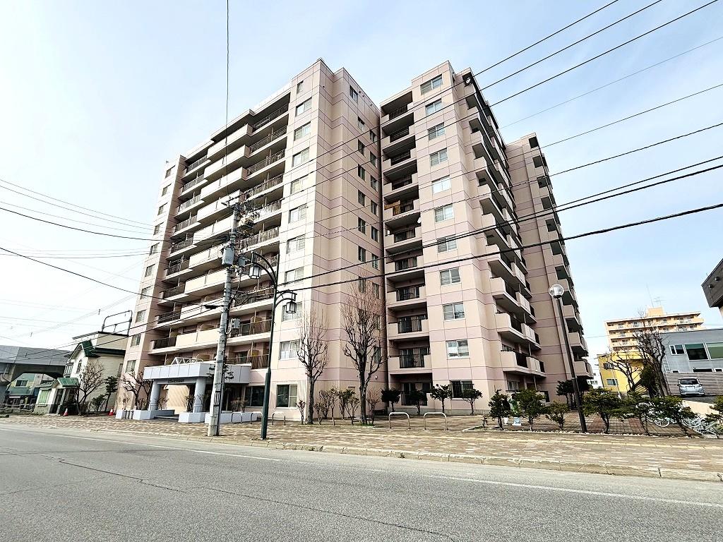 約31.0帖の広々LDKは開放感たっぷり♪